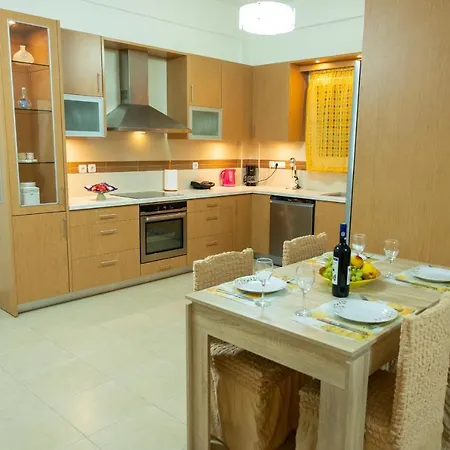Konstantina's Comfort House * Makrýgialos
